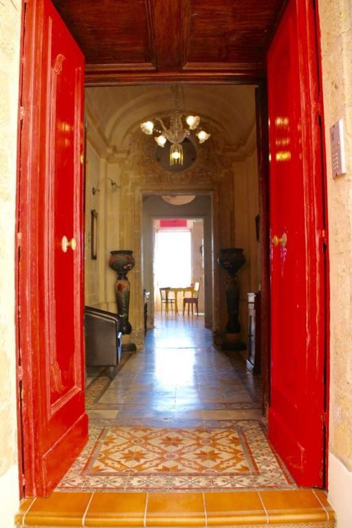 Affittacamere Luciano Al Porto Boutique La Valletta