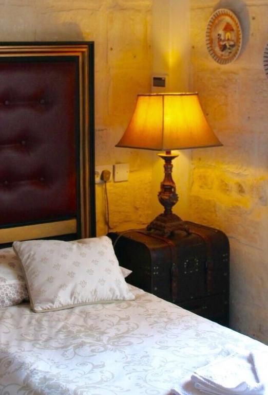 Luciano Al Porto Boutique La Valletta